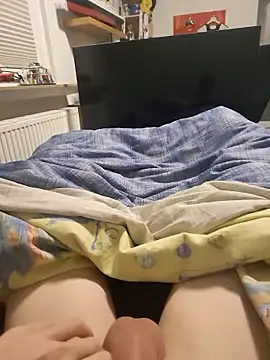 Snapshot of Anonym_Teen chatting on 01/16/26, 11:42 Anonym Teen online show from 01/16/26, 11:42