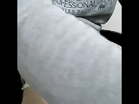 Snapshot of Sdcturkey chatting on 12/30/24, 06:49 Sdcturkey online show from 12/30/24, 06:49