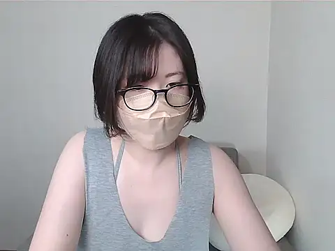 Snapshot of _NOA-chan_ chatting on 09/20/25, 03:13 NOA-chan online show from 09/20/25, 03:13