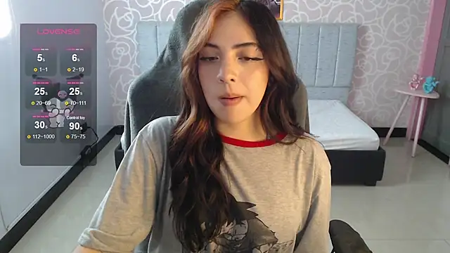 ninfa1 ch online show from 12/18/24, 02:28