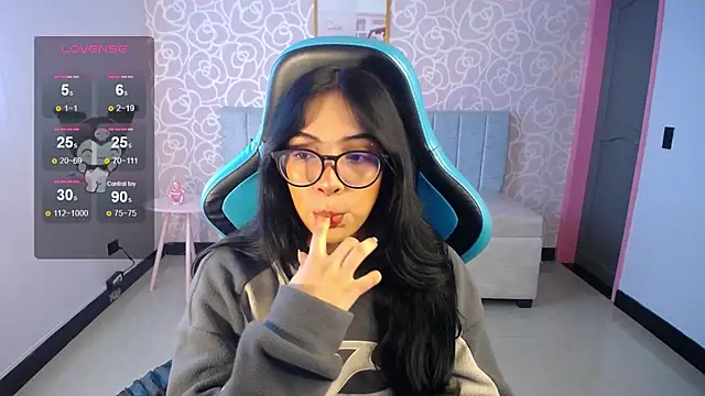 ninfa1 ch online show from 02/10/25, 11:15