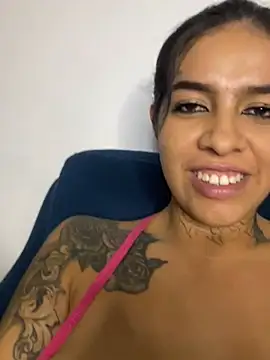 AbbyFtLuna online show from 12/24/24, 03:27