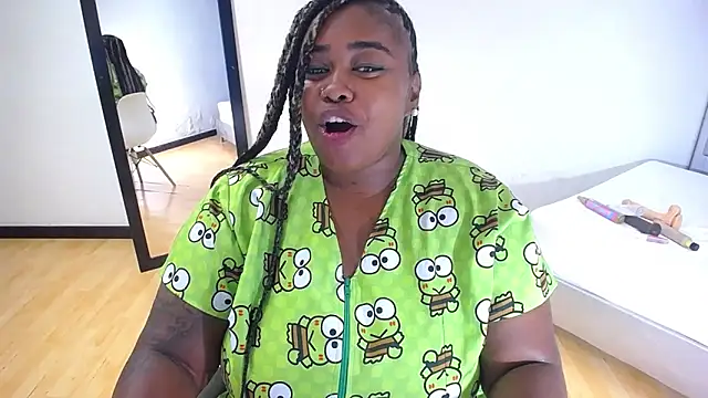 exotic karmella online show from 10/03/25, 08:39