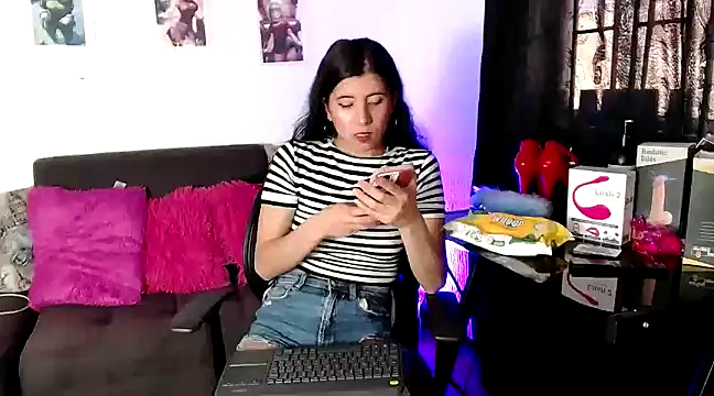 Yeimy sweetf online show from 02/02/25, 08:08