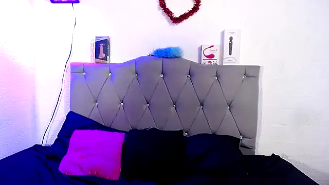 Yeimy sweetf online show from 02/15/25, 01:31