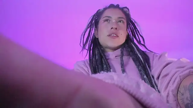 Hellen dumont online show from 02/21/25, 02:28