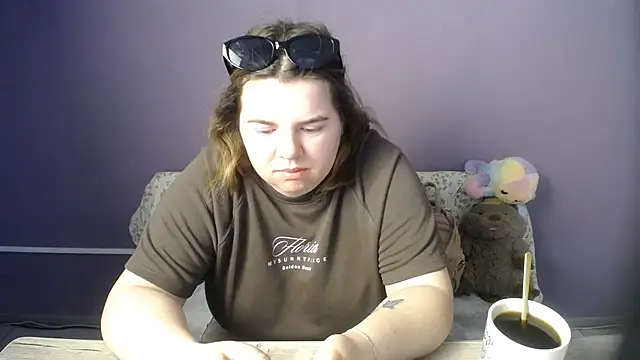 so shy online show from 06/08/26, 06:25
