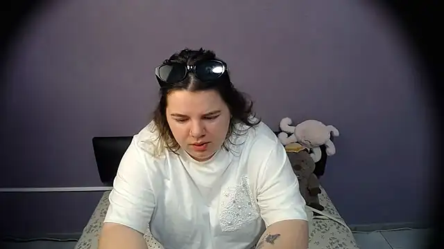 so shy online show from 06/24/26, 06:01