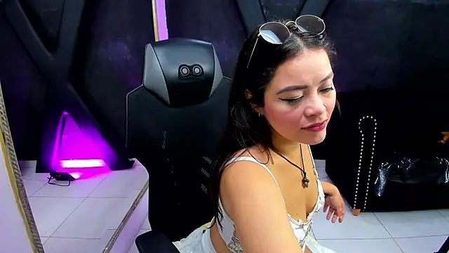 DarlingBDSM  online show from 11/19/25, 01:55