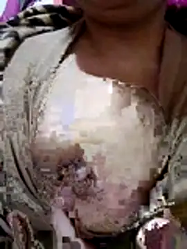 Snapshot of carmelasexy chatting on 12/02/25, 04:35 carmelasexy online show from 12/02/25, 04:35