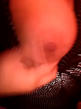 Snapshot of carmelasexy chatting on 01/10/26, 01:35 carmelasexy online show from 01/10/26, 01:35