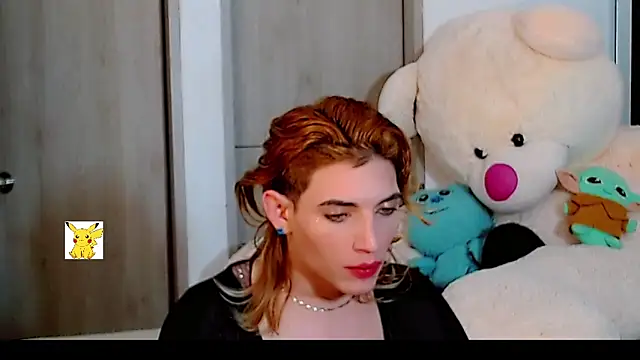 Snapshot of honey_skin chatting on 12/21/24, 03:31 honey skin online show from 12/21/24, 03:31