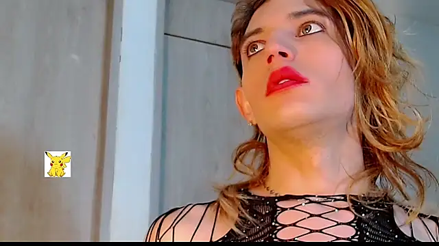 Snapshot of honey_skin chatting on 03/03/25, 12:04 honey skin online show from 03/03/25, 12:04