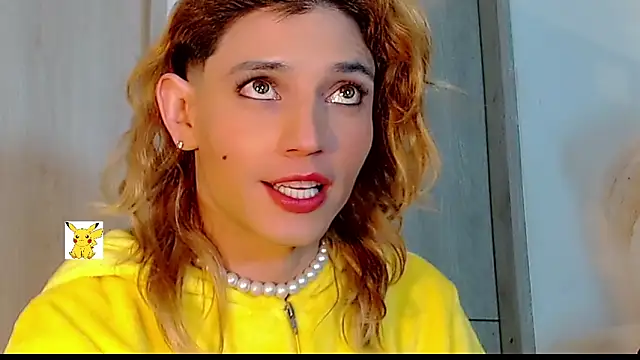 Snapshot of honey_skin chatting on 03/07/25, 04:46 honey skin online show from 03/07/25, 04:46