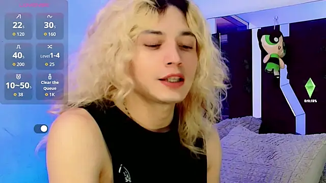 Snapshot of honey_skin chatting on 10/07/25, 01:58 honey skin online show from 10/07/25, 01:58