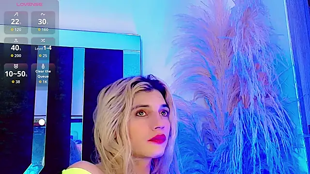 Snapshot of honey_skin chatting on 02/25/26, 09:19 honey skin online show from 02/25/26, 09:19