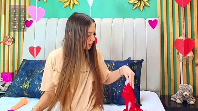 Snapshot of katlyn_martins chatting on 02/14/25, 06:51 katlyn martins online show from 02/14/25, 06:51