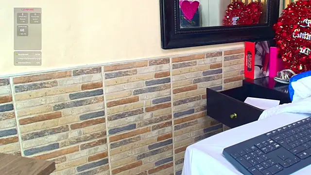 Snapshot of katlyn_martins chatting on 02/16/25, 11:05 katlyn martins online show from 02/16/25, 11:05