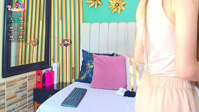 Snapshot of katlyn_martins chatting on 02/26/25, 07:27 katlyn martins online show from 02/26/25, 07:27