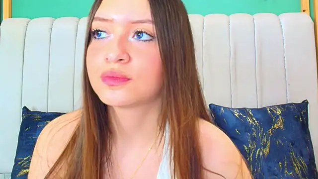 Snapshot of katlyn_martins chatting on 02/27/25, 10:31 katlyn martins online show from 02/27/25, 10:31