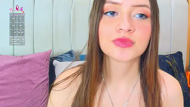 Snapshot of katlyn_martins chatting on 03/15/25, 10:55 katlyn martins online show from 03/15/25, 10:55