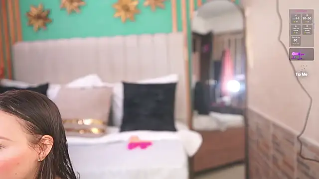 Snapshot of katlyn_martins chatting on 10/20/25, 06:41 katlyn martins online show from 10/20/25, 06:41