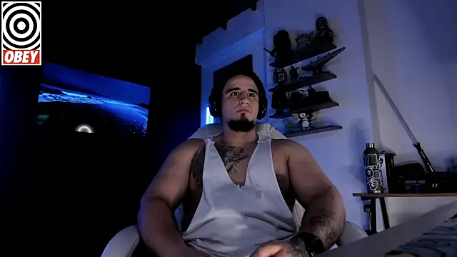 kingbear777 online show from 11/21/25, 12:37