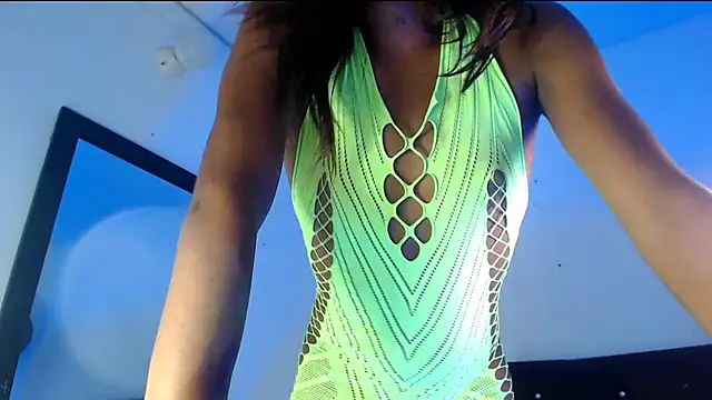 Snapshot of Orianadollx chatting on 01/17/25, 07:27 Orianadollx online show from 01/17/25, 07:27