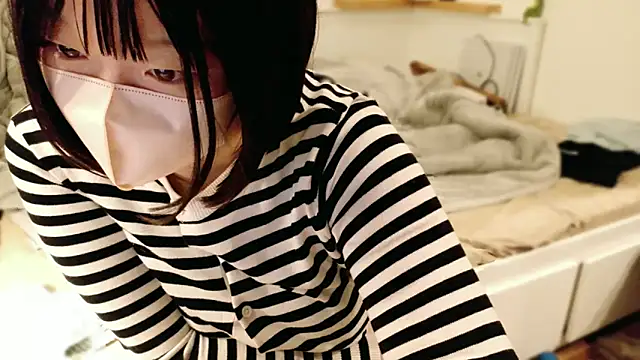 Snapshot of xxxYUKARIxxx chatting on 02/27/25, 01:17 xxxYUKARIxxx online show from 02/27/25, 01:17