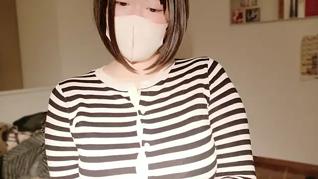 Snapshot of xxxYUKARIxxx chatting on 03/12/25, 09:44 xxxYUKARIxxx online show from 03/12/25, 09:44