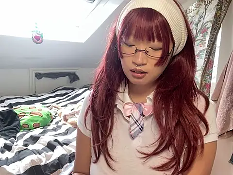 Snapshot of xxxYUKARIxxx chatting on 08/02/26, 12:03 xxxYUKARIxxx online show from 08/02/26, 12:03