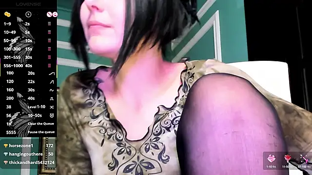 1Munique online show from 03/22/25, 06:47