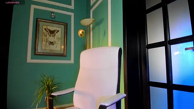 1Munique online show from 10/31/25, 02:07