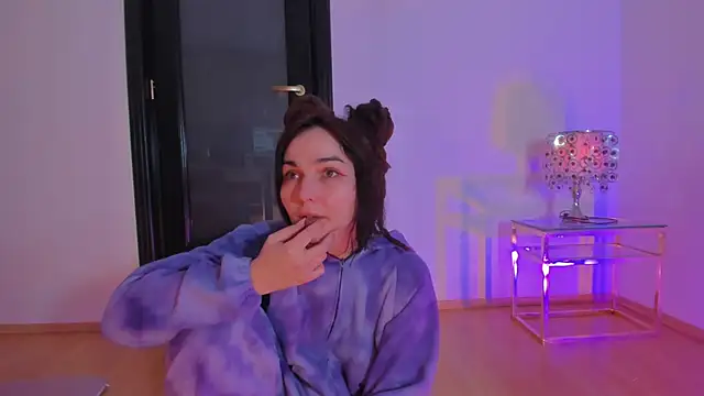 Snapshot of 1Munique chatting on 02/09/26, 10:52 1Munique online show from 02/09/26, 10:52