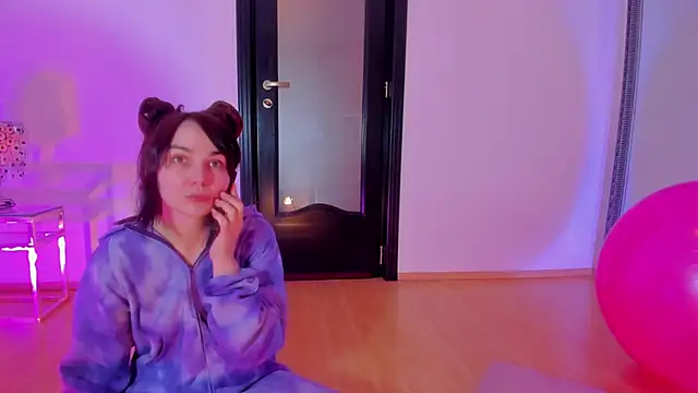 Snapshot of 1Munique chatting on 02/10/26, 07:45 1Munique online show from 02/10/26, 07:45