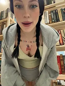 Melissa crazy online show from 05/06/26, 04:56