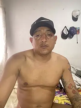 Snapshot of Gio_khalifa chatting on 06/24/26, 04:50 Gio khalifa online show from 06/24/26, 04:50