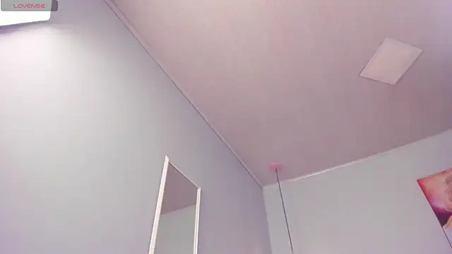 ScarletGV online show from 02/20/25, 04:50