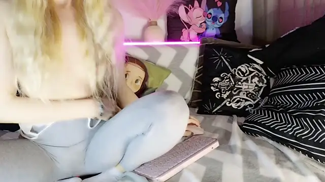 nicollewetpussy online show from 02/21/25, 02:39