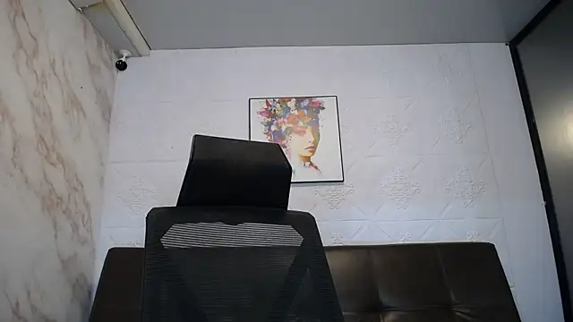 Snapshot of alice_greco chatting on 03/03/25, 09:05 alice greco online show from 03/03/25, 09:05