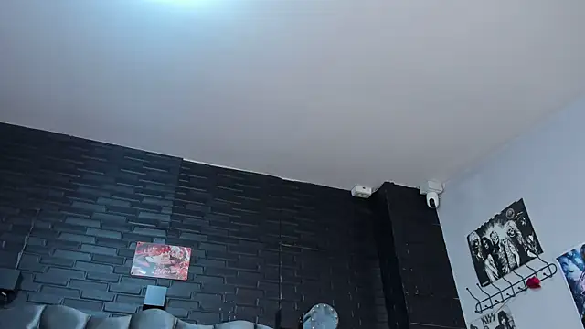 Snapshot of alice_greco chatting on 09/19/25, 07:25 alice greco online show from 09/19/25, 07:25