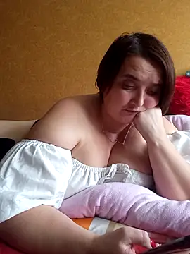 Snapshot of Liluboobs chatting on 11/26/25, 08:26 Liluboobs online show from 11/26/25, 08:26