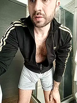 Snapshot of gilera250s chatting on 12/20/24, 09:00 gilera250s online show from 12/20/24, 09:00