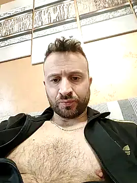 Snapshot of gilera250s chatting on 12/20/24, 12:05 gilera250s online show from 12/20/24, 12:05