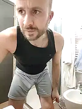 Snapshot of gilera250s chatting on 01/20/25, 04:34 gilera250s online show from 01/20/25, 04:34