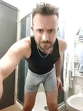 Snapshot of gilera250s chatting on 01/22/25, 04:12 gilera250s online show from 01/22/25, 04:12