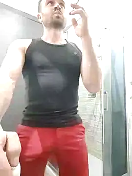 Snapshot of gilera250s chatting on 03/21/25, 08:50 gilera250s online show from 03/21/25, 08:50