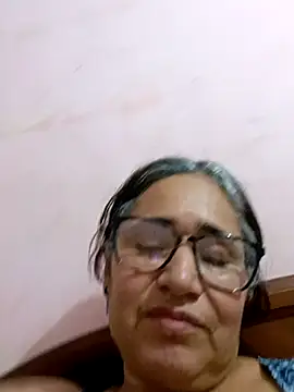  candi online show from 03/19/25, 12:59