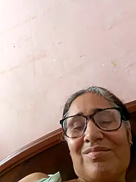  candi online show from 03/21/25, 05:23