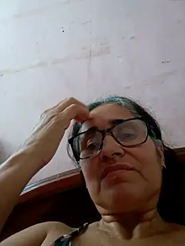  candi online show from 03/22/25, 11:32